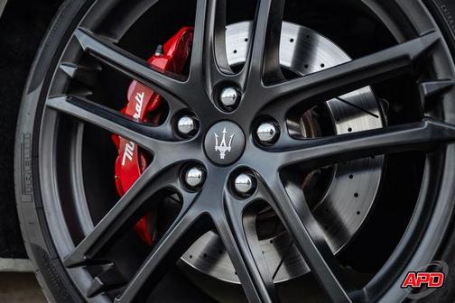 2017 Maserati GranTurismo MC