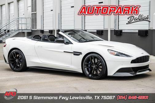 Stratus White 2016 Aston Martin Vanquish Carbon