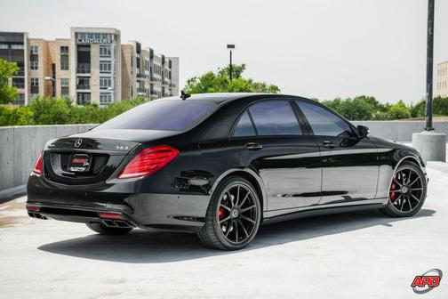 2017 Mercedes-Benz AMG S 63 4MATIC