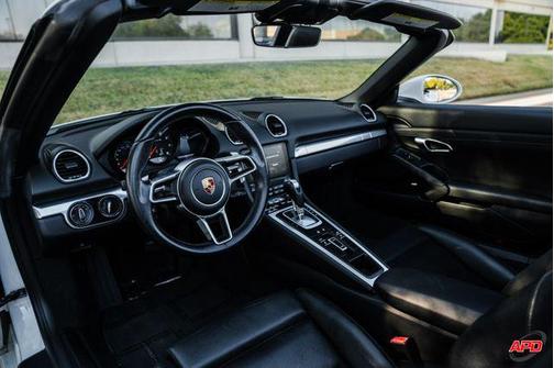 2017 Porsche 718 Boxster 