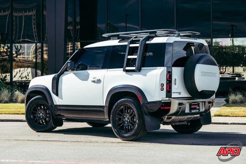 2022 Land Rover Defender 90 X-Dynamic S