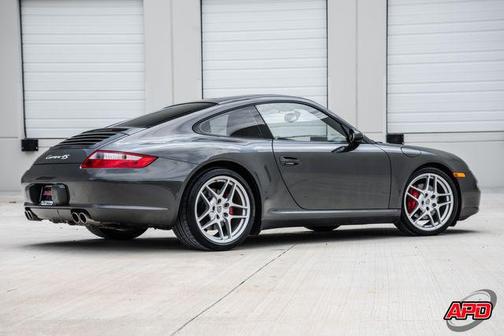 Gray 2007 Porsche 911 Carrera 4S