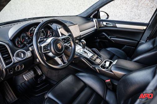 2015 Porsche Cayenne Turbo