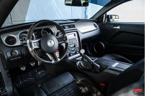 2014 Ford Shelby GT500 Base
