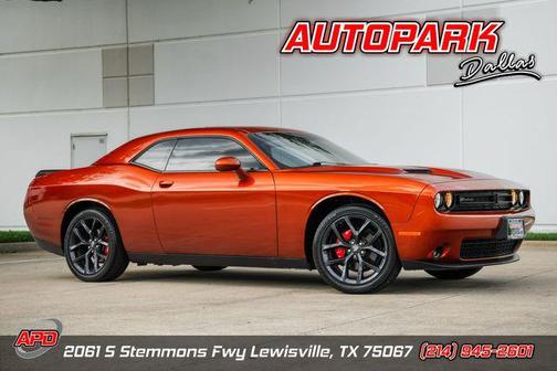 2022 Dodge Challenger SXT