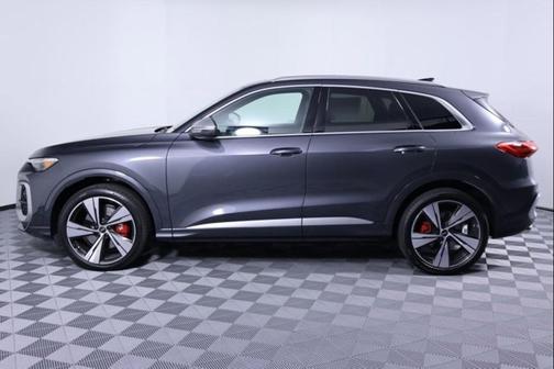 2025 Audi SQ5 3.0T Premium Plus
