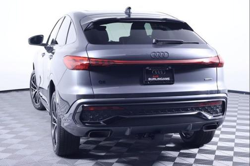 Daytona Gray Metallic 2026 Audi Q5 Sportback Premium Plus TFSI quattro S tronic