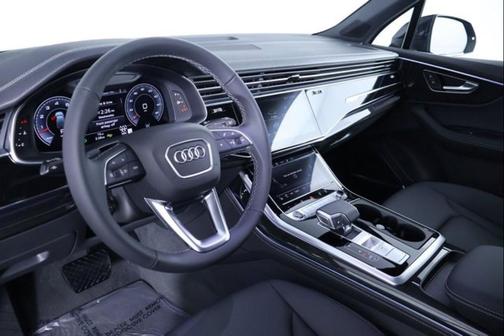 2026 Audi Q7 55 Premium Plus