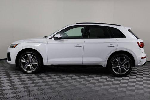 2025 Audi Q5 Premium 45 TFSI S line quattro