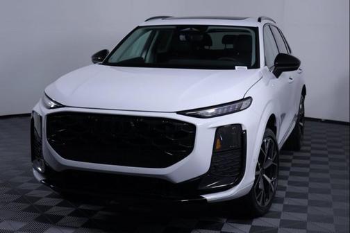 Arkona White 2026 Audi Q3 TFSI quattro S tronic