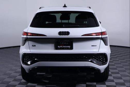 Arkona White 2026 Audi Q3 TFSI quattro S tronic