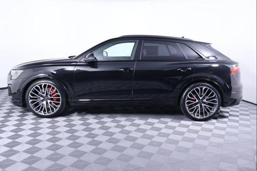 Mythos Black Metallic 2026 Audi SQ8 4.0T Prestige