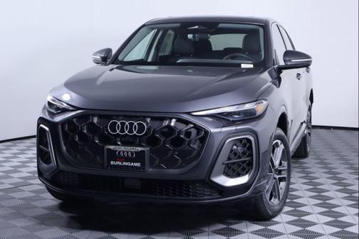 Daytona Gray Metallic 2026 Audi Q5 Sportback Premium TFSI quattro S tronic