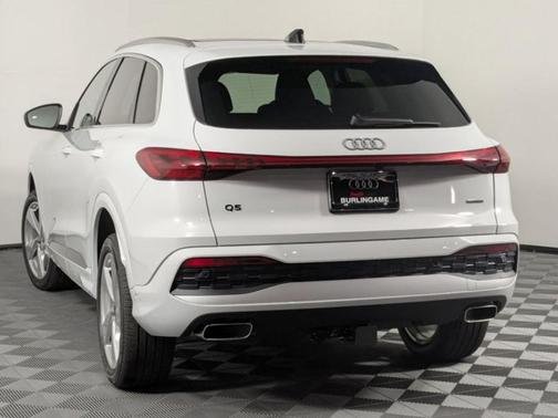 2025 Audi Q5 Premium Plus TFSI quattro S tronic