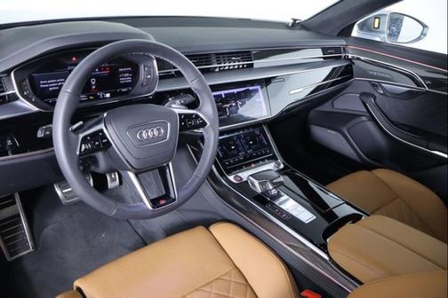 Florett Silver Metallic 2025 Audi S8 4.0T