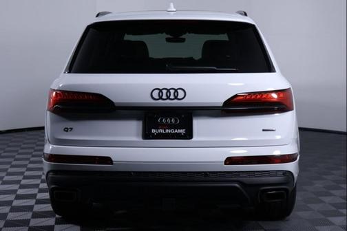 Carrara White 2026 Audi Q7 55 Premium