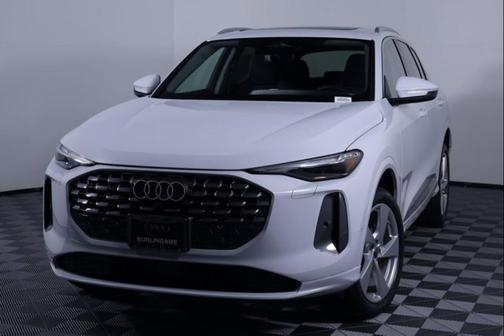 2025 Audi Q5 Premium Plus TFSI quattro S tronic