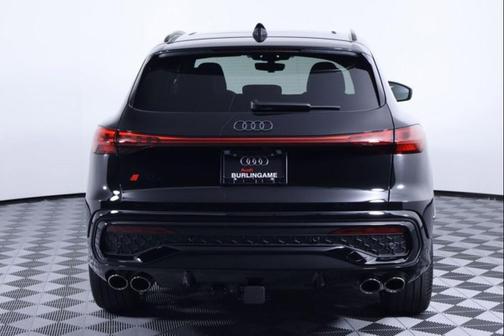 Mythos Black Metallic 2026 Audi SQ5 3.0T Premium Plus