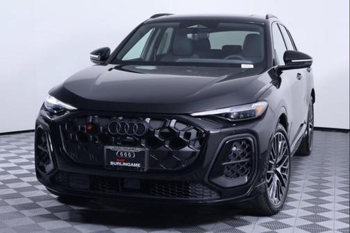Mythos Black Metallic 2026 Audi SQ5 3.0T Premium Plus
