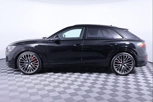 Mythos Black Metallic 2026 Audi SQ8 4.0T Prestige