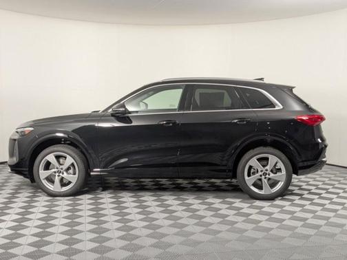 2025 Audi Q5 Premium Plus TFSI quattro S tronic