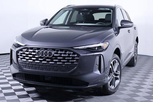 2025 Audi Q5 Premium TFSI quattro S tronic