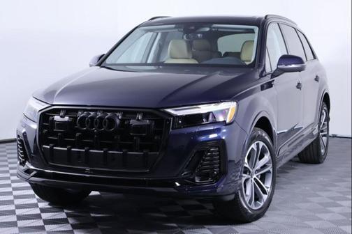 2026 Audi Q7 45 Premium Plus