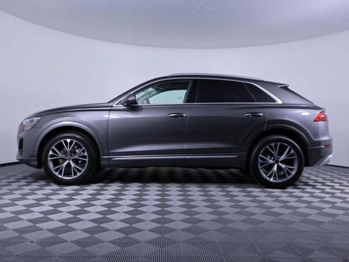 Samurai Gray Metallic 2026 Audi Q8 55 Premium Plus