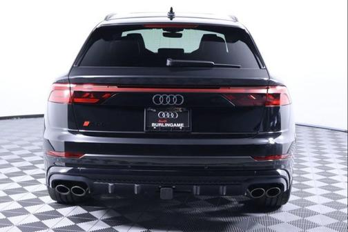 Mythos Black Metallic 2026 Audi SQ8 4.0T Prestige