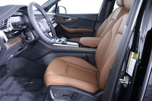 Mythos Black Metallic 2026 Audi Q7 55 Premium Plus