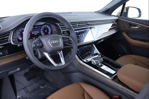 Mythos Black Metallic 2026 Audi Q7 55 Premium Plus