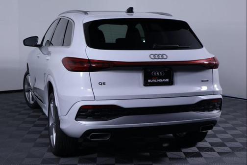 2025 Audi Q5 Premium Plus TFSI quattro S tronic