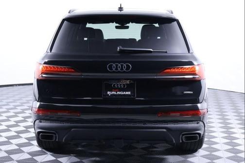 2026 Audi Q7 55 Premium Plus