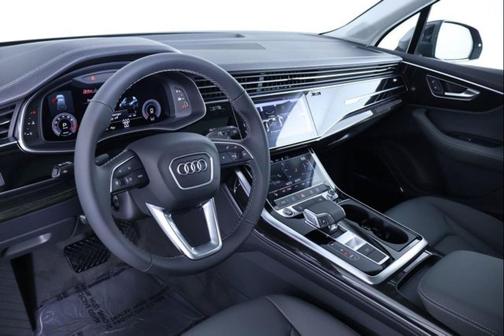 2026 Audi Q7 45 Premium Plus