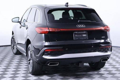 2025 Audi Q5 Premium TFSI quattro S tronic