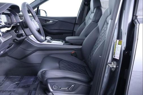 2026 Audi SQ7 4.0T Premium Plus
