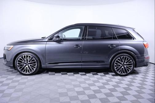 2026 Audi SQ7 4.0T Premium Plus