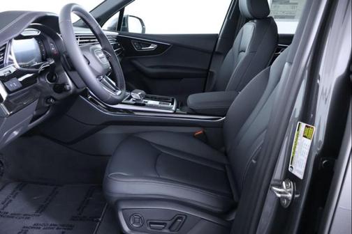 Samurai Gray Metallic 2026 Audi Q7 45 Premium