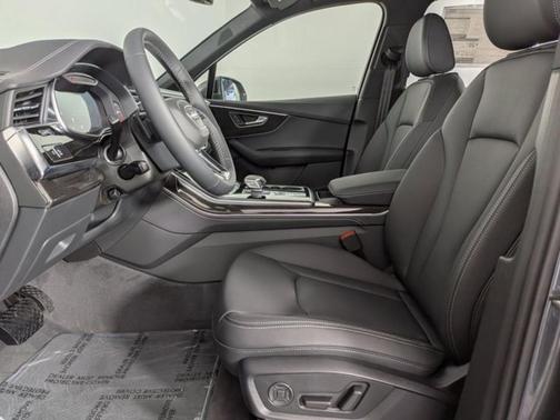 DAYTONA GRY PRL 2026 Audi Q7 55 Premium Plus