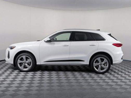 2025 Audi Q5 Premium Plus TFSI quattro S tronic