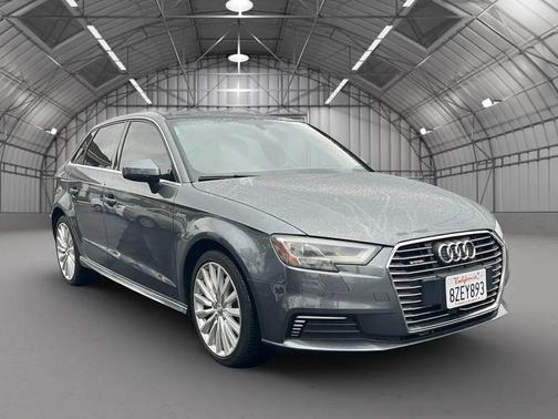 2017 Audi A3 e-tron 1.4T Tech Premium Plus
