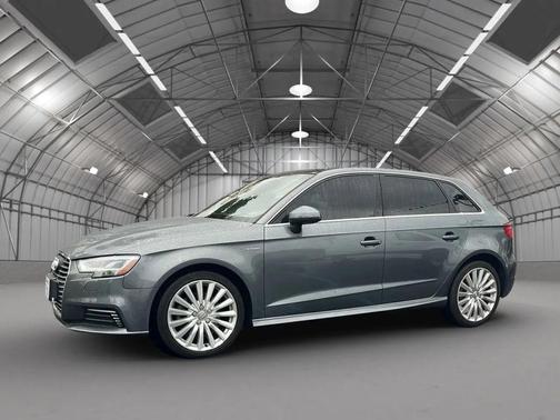 2017 Audi A3 e-tron 1.4T Tech Premium Plus