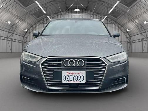 2017 Audi A3 e-tron 1.4T Tech Premium Plus