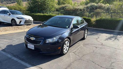 Blue 2014 Chevrolet Cruze LS