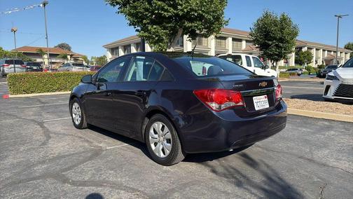 Blue 2014 Chevrolet Cruze LS