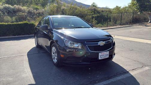 Blue 2014 Chevrolet Cruze LS