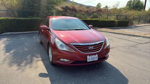 Sparkling Ruby Mica 2013 Hyundai SONATA GLS