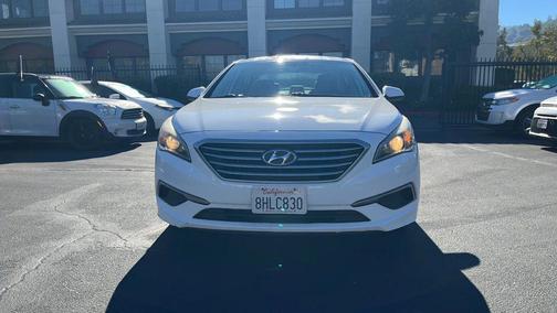 2017 Hyundai SONATA SE