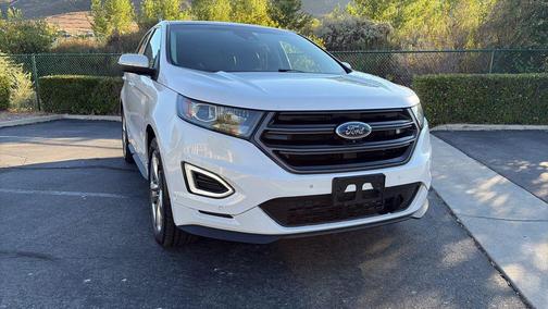 White 2016 Ford Edge Sport