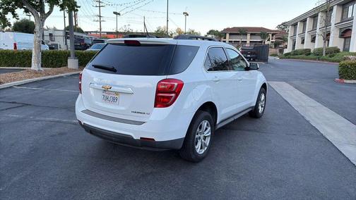 White 2016 Chevrolet Equinox LT